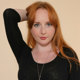 Daphne Red - Pornstar Profile on PornVrIndex