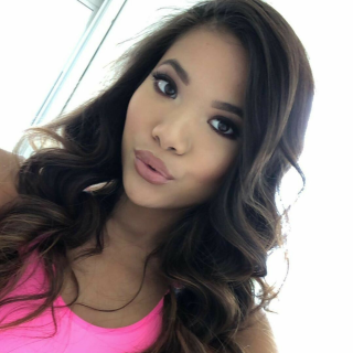 Vina Sky Pornstar