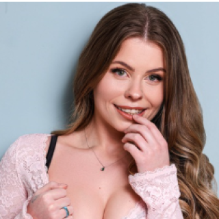 Samantha Joiner - Pornstar Profile on PornVrIndex