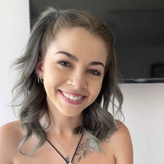 Bella Luna Pornstar