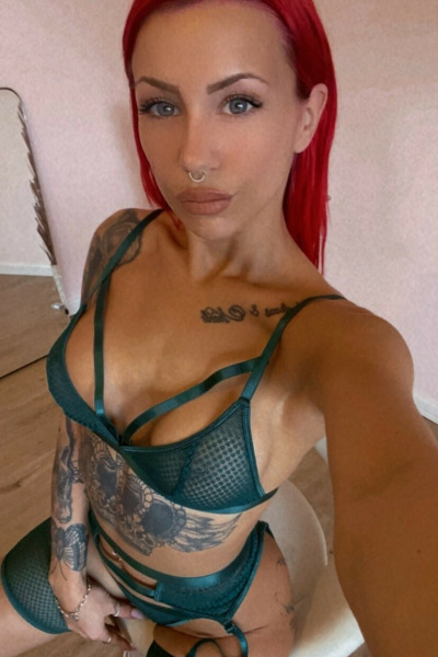 Nini Nightmare Pornstar