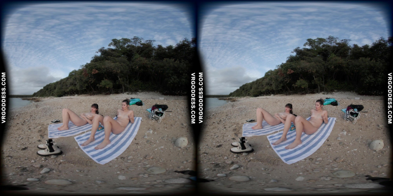 Josie and Sofie Nude Beach VR Adventure - Image 3