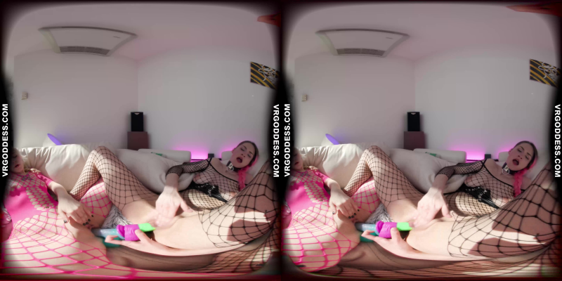 Alise And Alice On The Couch Both Masturbating Then Double Dildo Deep Penetration Lesbian Sex - Image 9