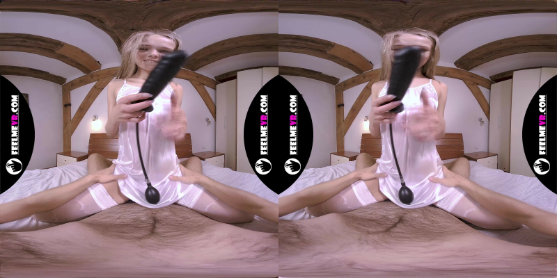 Luise Wixx Intense VR Encounter Unleashed - Image 1