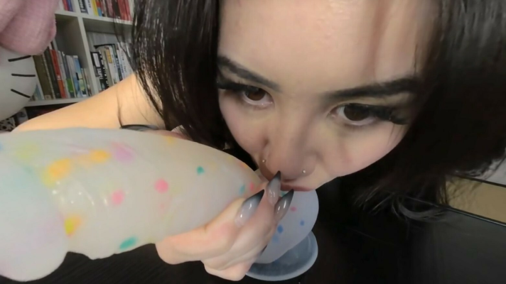 Princess April VR Maid: Intimate Cleaning Action - Image 4