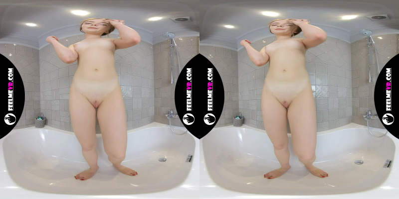 Phoneixa Fisting With Man Hand And Masturbates VR180 - Image 5