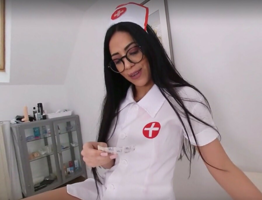 Julia De Lucia's Surprise Doc Tease in 4K VR - Image 1