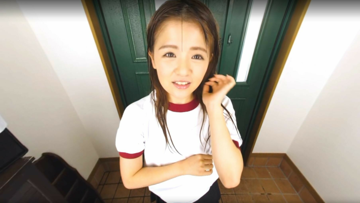 Yui Nagase Teasing Mastery in Stunning 4K VR - Image 3