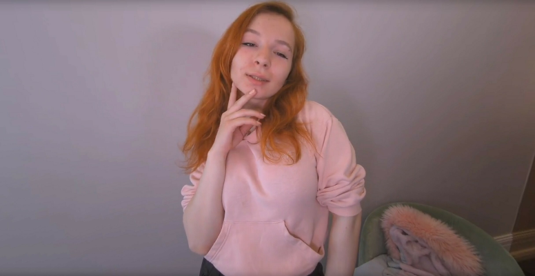 Heidi Blaze Redhead Teen Solo in Stunning 4K - Image 4