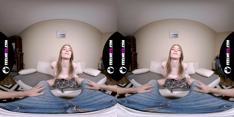 Mary Moon VR Striptease with Sexy Long Legs - Image 1